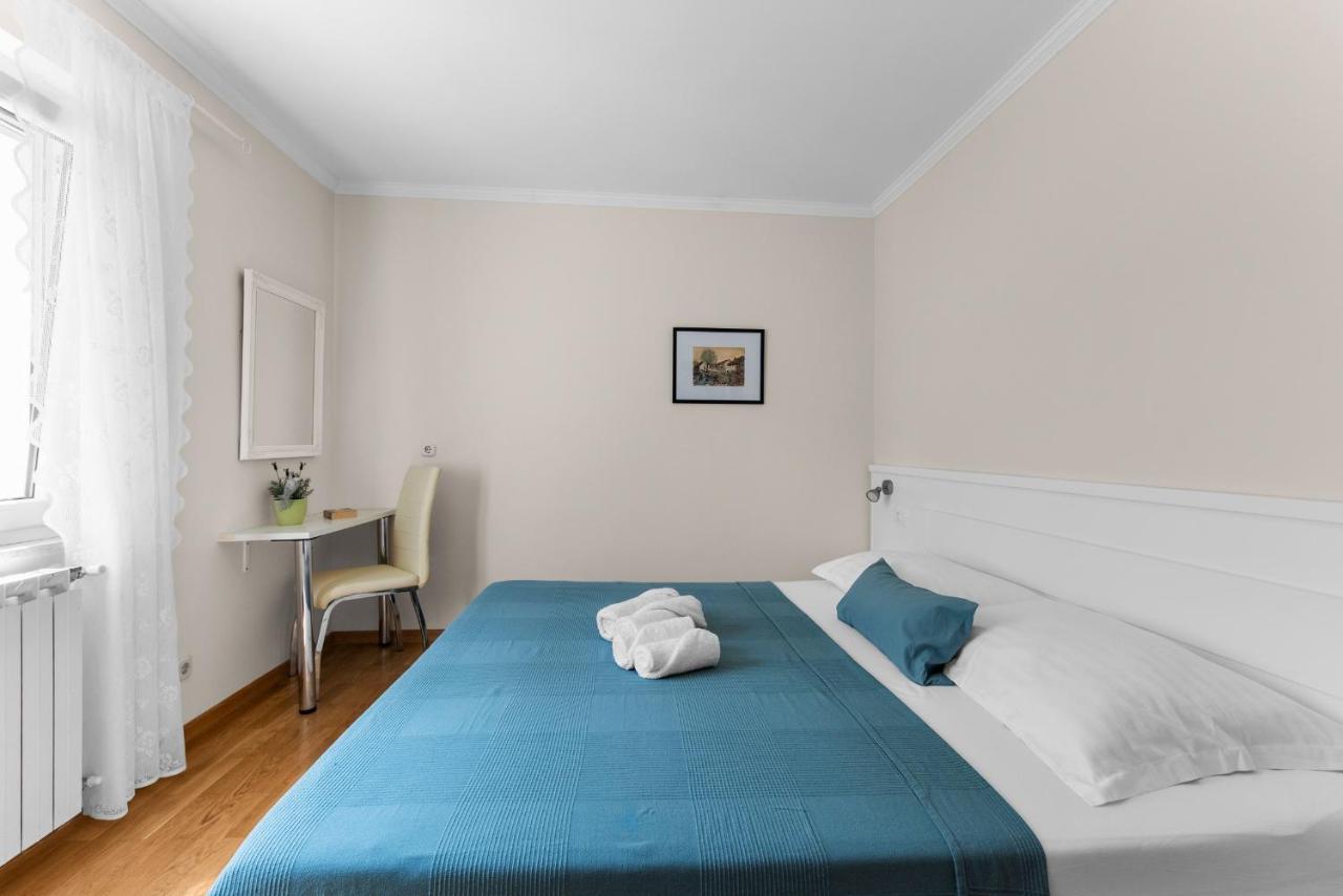 Villa Hope - Apartments With Shared Pool Poreč Zewnętrze zdjęcie