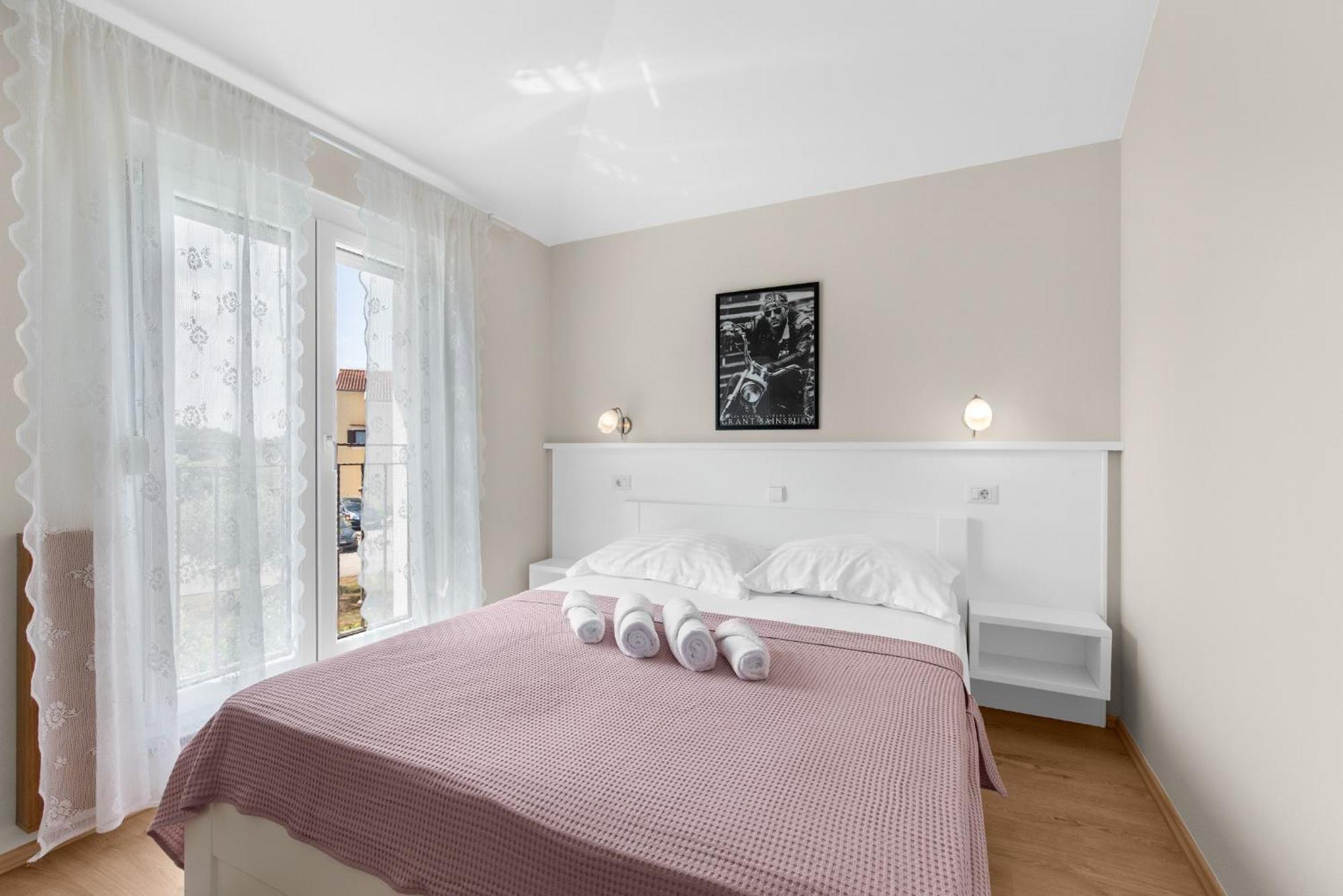 Villa Hope - Apartments With Shared Pool Poreč Pokój zdjęcie